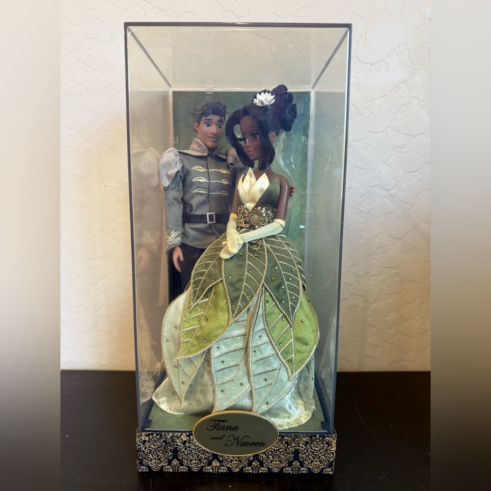 Disney Designer Collections Fairytale Tiana and Naveen doll set
